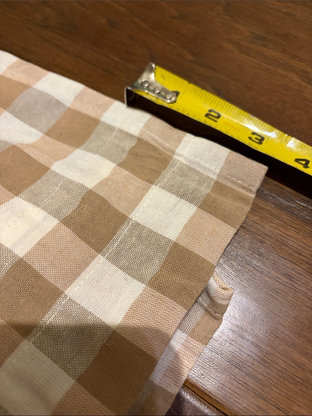 Gingham Check Curtain 4 Panels in Beige and White 63 x 39 inches - Picture 5 of 5